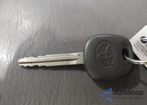 2005 Toyota Camry Le V6 z USA, uszkodzony, nr VIN 4T1BF32K85U591391